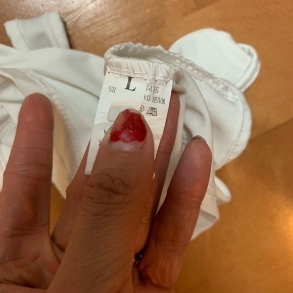 White Halter Crop Top Size Medium - Picture 6 of 6